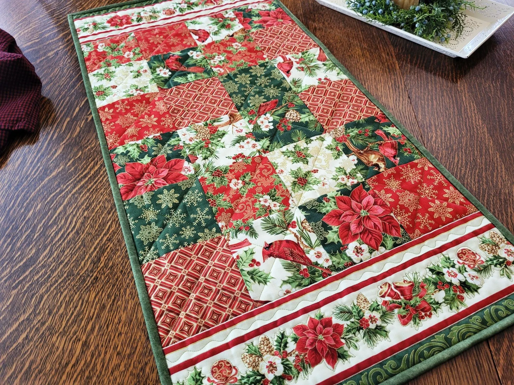 Christmas Table Runner in Diagonal Stripes