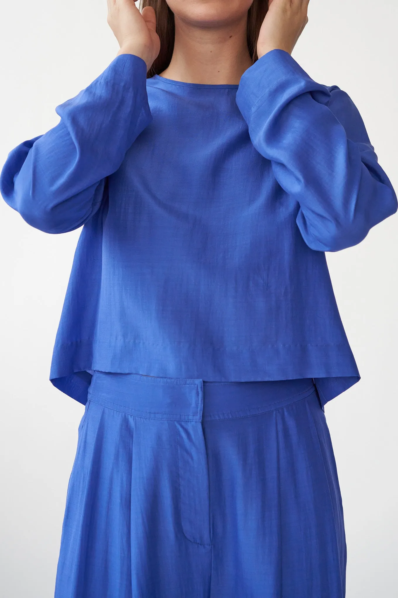 COCO BLOUSE - KLEIN BLUE - RECYCLED SILK/SILK