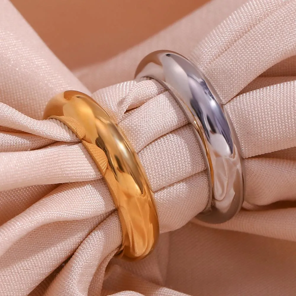 Elegant Gold and Silver Wedding Band – Classic Stainless Steel Women's Ring