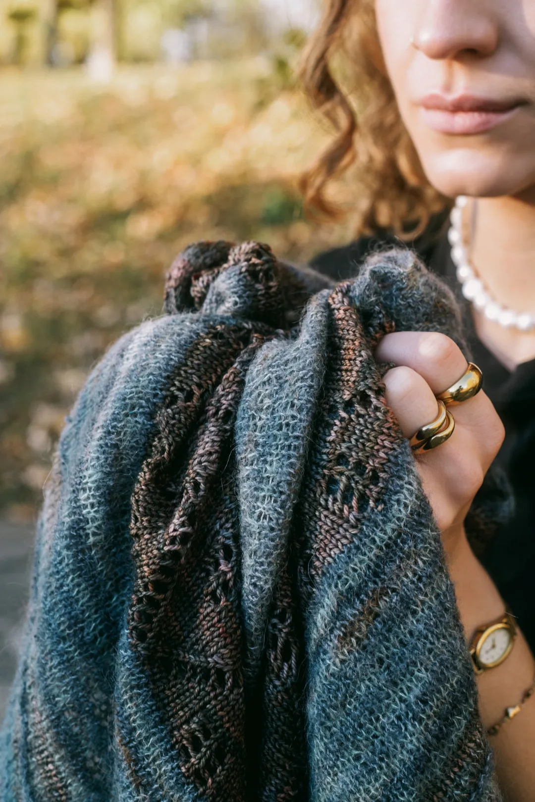 Folies Bergère Shawl | Knitting pattern with Optional Kit