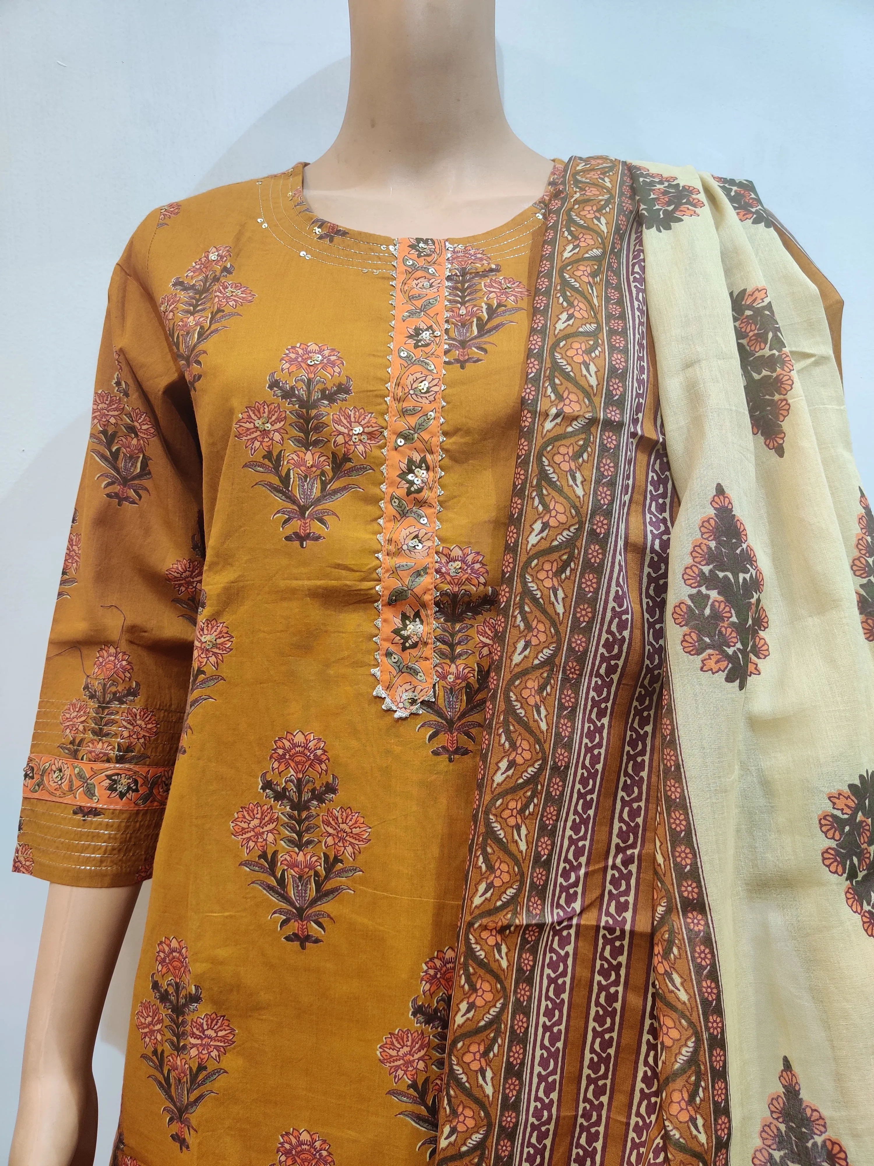 Lotus Kurti pant with dupatta set