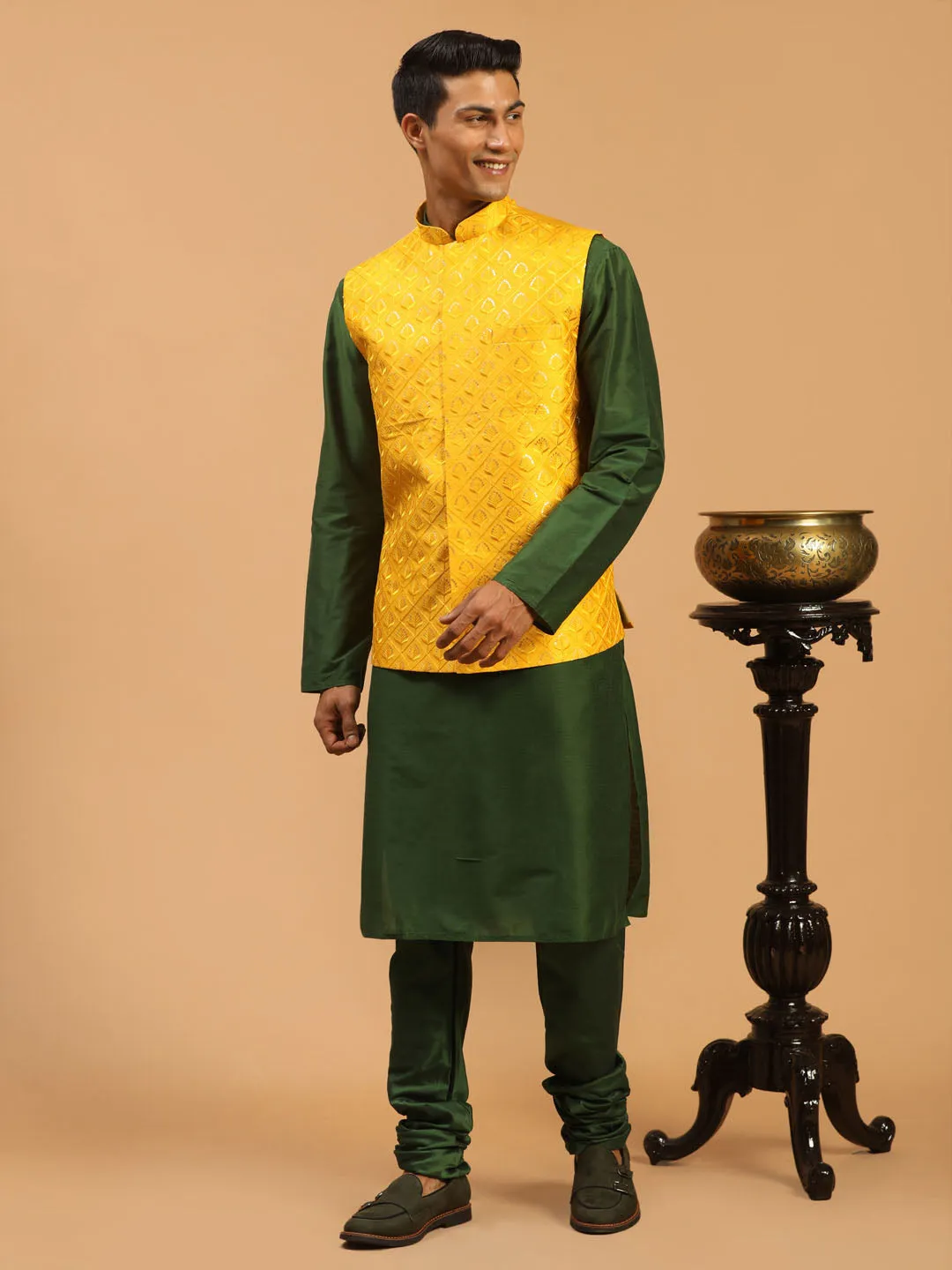 Men's Green Silk Blend Jacket, Kurta And Pyjama Set - Shrestha By Vastramay