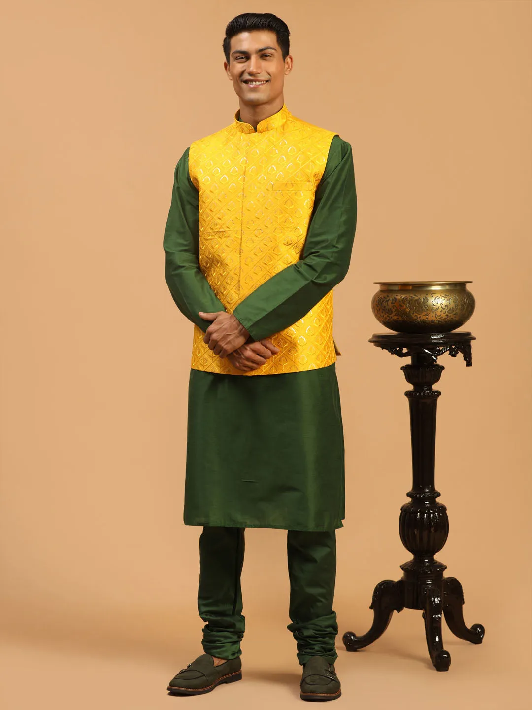 Men's Green Silk Blend Jacket, Kurta And Pyjama Set - Shrestha By Vastramay