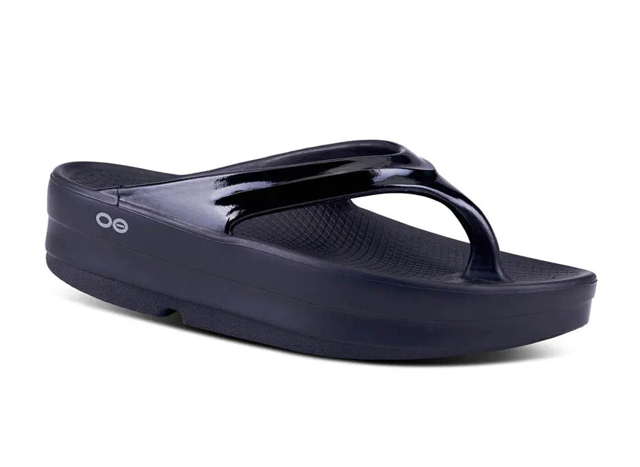 OOFOS Women's OOMEGA Sandal