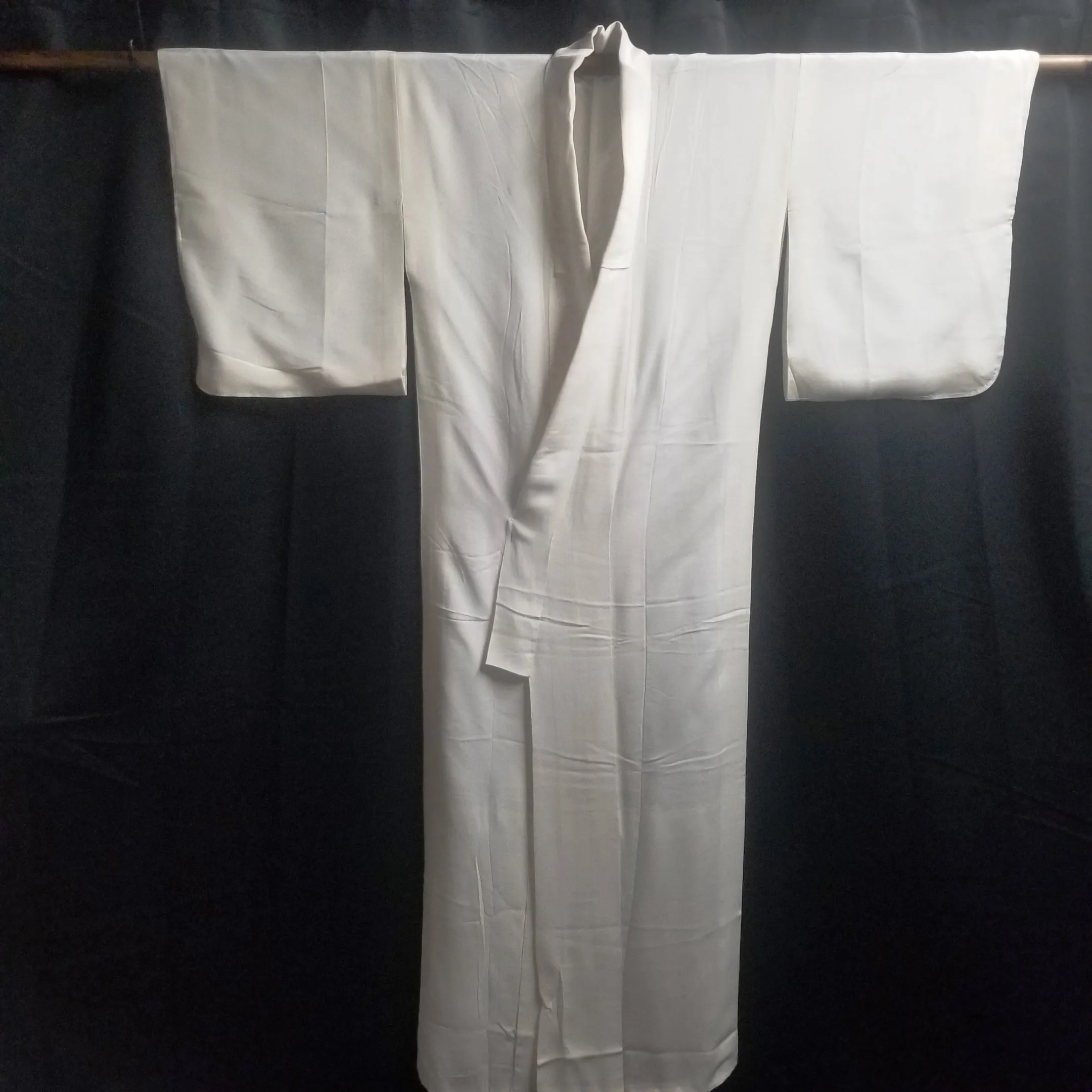 "Solid Ivory" Vintage Japanese Kimono